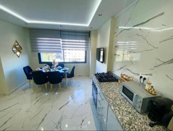 Appartement Centre Ville Tanger Esterno foto