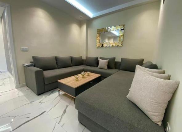 Appartement Centre Ville Tanger Esterno foto